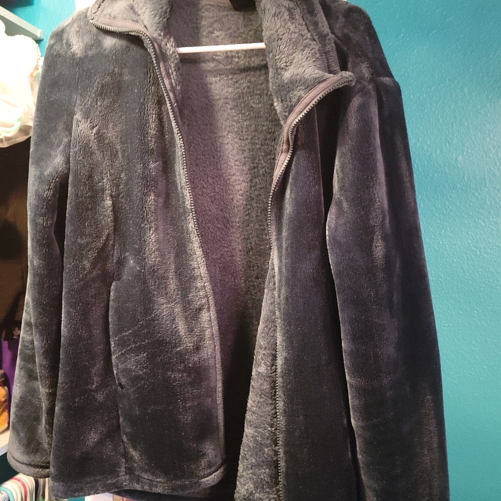 Brand: 32° Heat. Size: Large. Color: Dark Blue